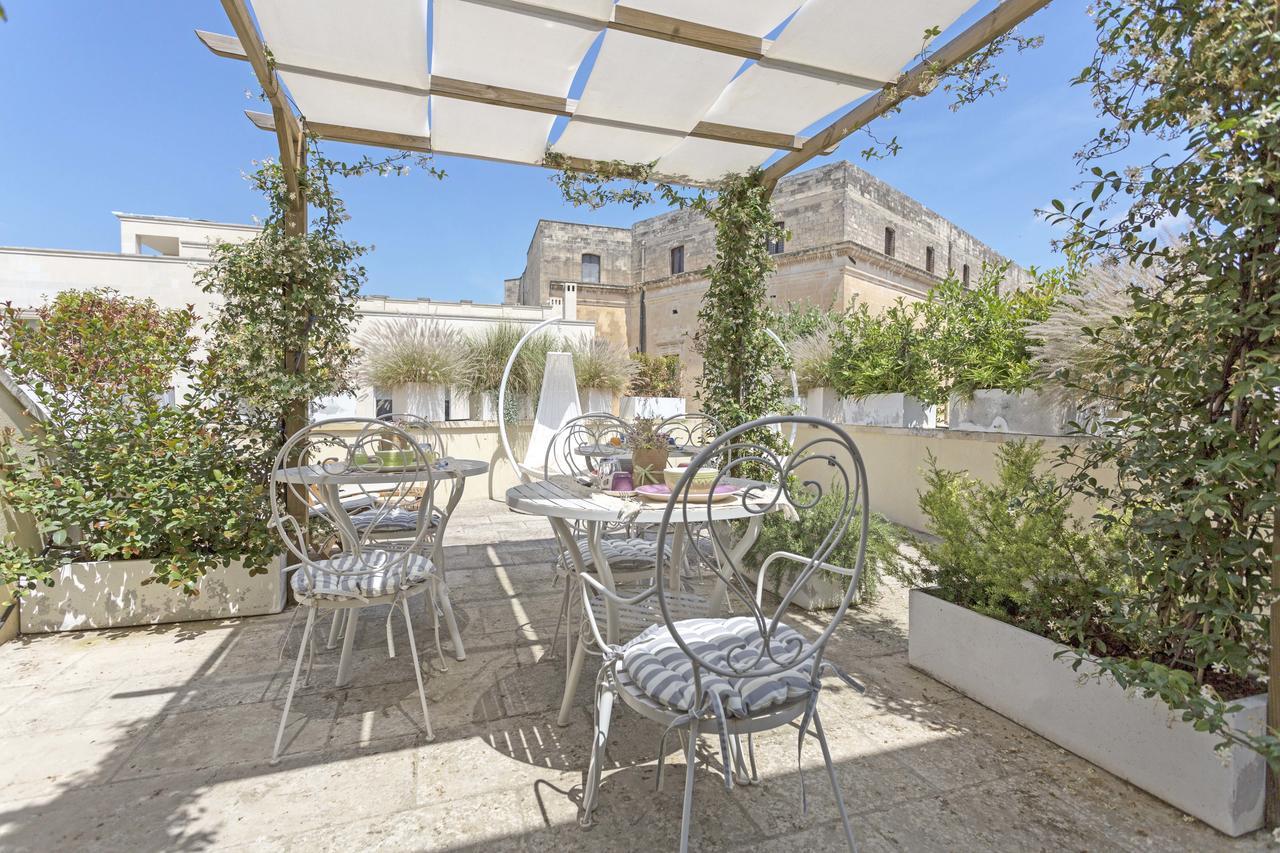 La Loggia Dei Rayno Bed & Breakfast เลชเช ภายนอก รูปภาพ
